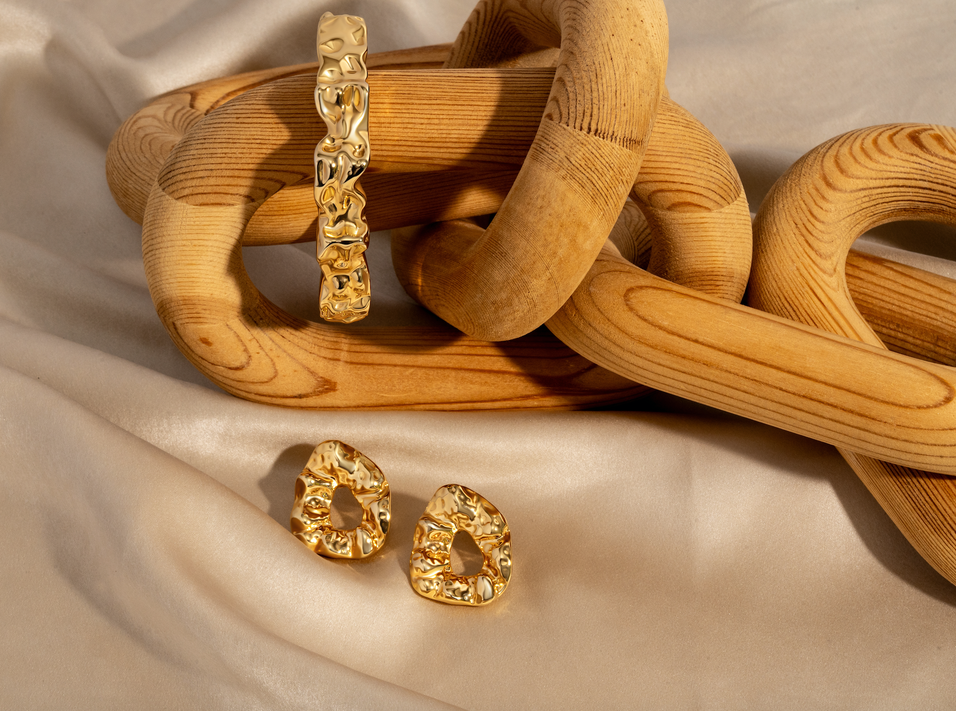 Nathalia Sculpted Hammered Drop Earrings Gold
